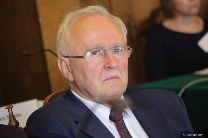 prezydent-z-absolutorium-od-radnych-foto-69553