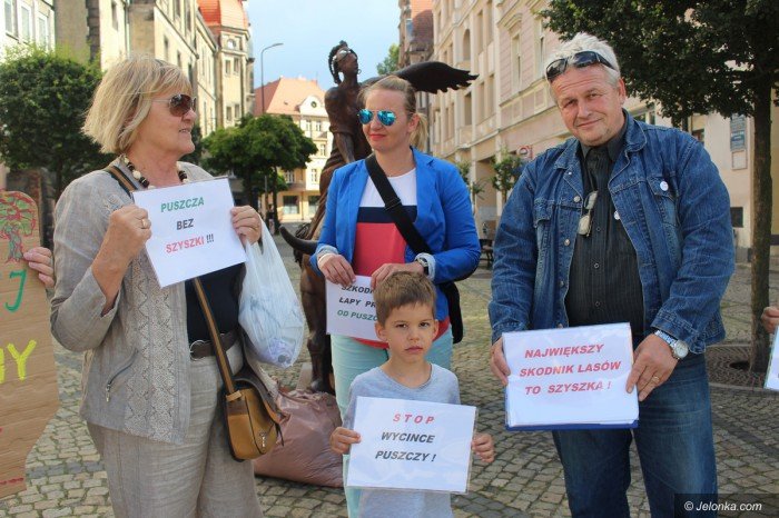 kopali-szyszke-na-znak-protestu-foto-69603