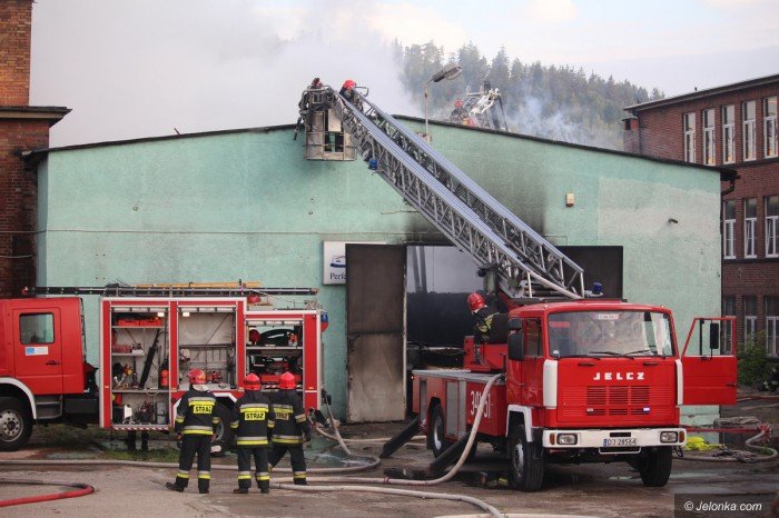 pozar-na-terenie-b-celwiskozy-foto-69659