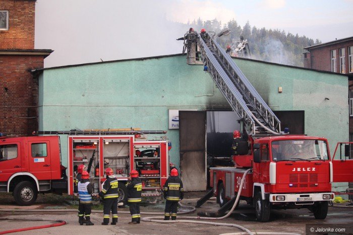 pozar-na-terenie-b-celwiskozy-foto-69659