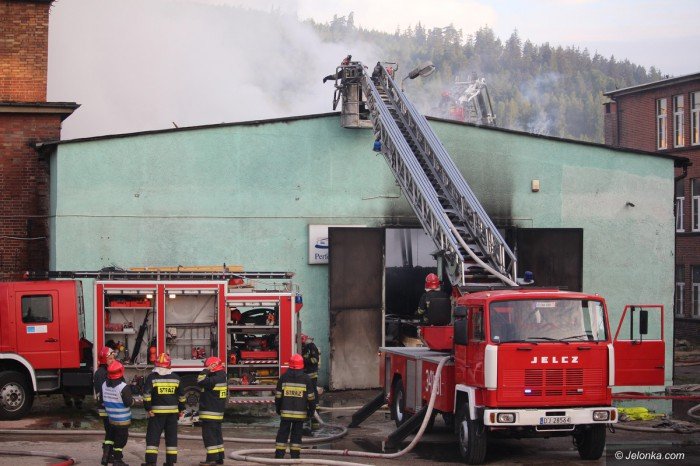 pozar-na-terenie-b-celwiskozy-foto-69659