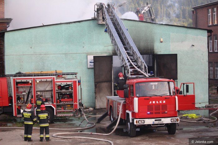 pozar-na-terenie-b-celwiskozy-foto-69659