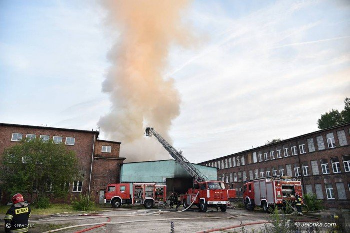 pozar-na-terenie-b-celwiskozy-foto-69659