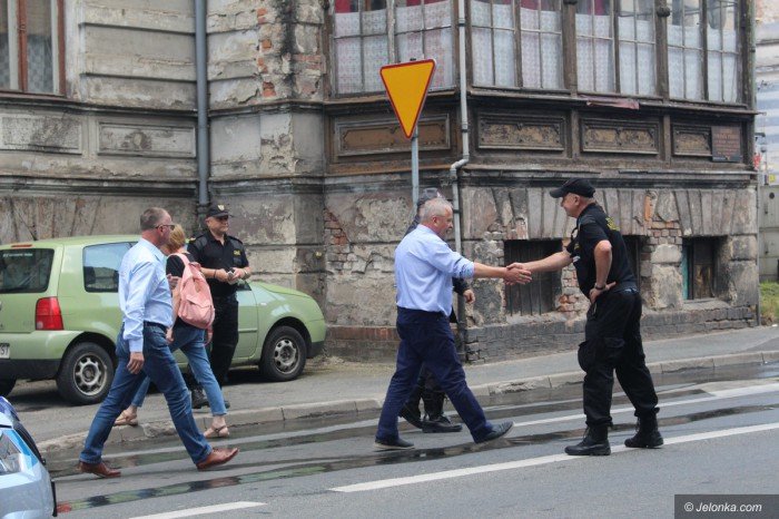 pozar-na-poddaszu-w-centrum-miasta-foto-69686