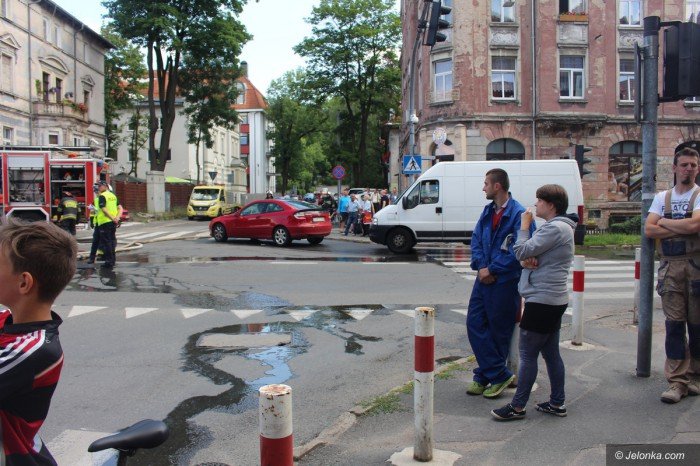 pozar-na-poddaszu-w-centrum-miasta-foto-69686