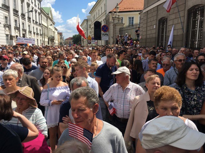 jeleniogorzanie-uczestniczyli-w-wizycie-prezydenta-usa-foto-69702