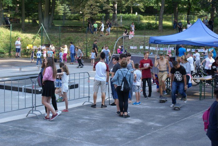 skatepark-w-kowarach-oficjalnie-otwarty-foto-69709