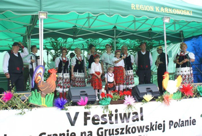 festiwal-ludowy-w-gruszkowie-na-medal-foto-69717