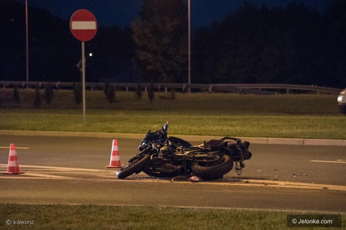 motocyklista-zderzy-sie-z-autem-osobowym-foto-69725