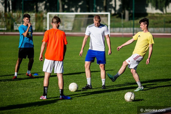 pikarze-karkonoszy-wznowili-treningi-foto-69746
