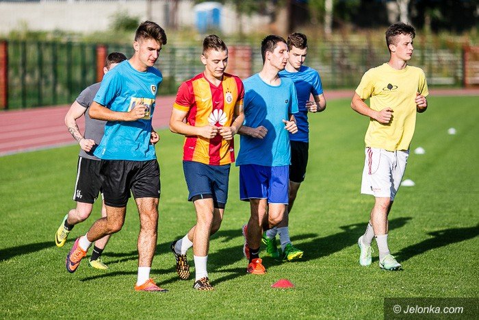 pikarze-karkonoszy-wznowili-treningi-foto-69746
