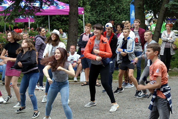 parkowanie-pod-lipa-gry-i-turnieje-foto-69827