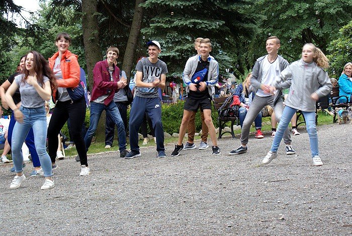 parkowanie-pod-lipa-gry-i-turnieje-foto-69827