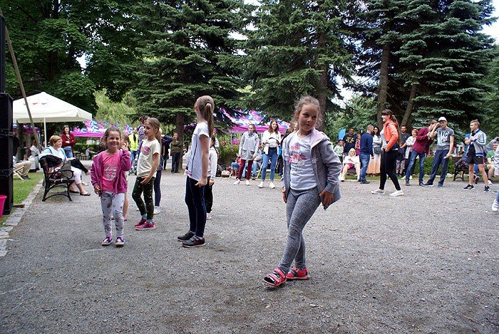 parkowanie-pod-lipa-gry-i-turnieje-foto-69827