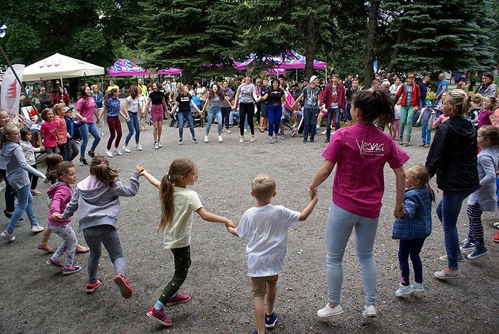 parkowanie-pod-lipa-gry-i-turnieje-foto-69827