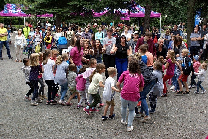parkowanie-pod-lipa-gry-i-turnieje-foto-69827