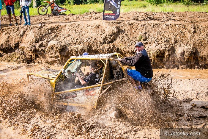 tor-botny-na-zakonczenie-mud-party-foto-69828