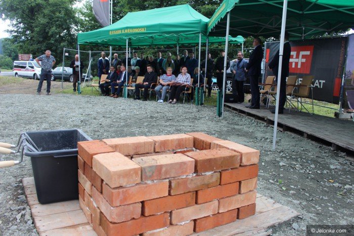 budowa-szkoy-oficjalnie-rozpoczeta-foto-69857