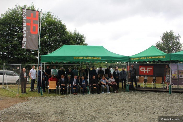 budowa-szkoy-oficjalnie-rozpoczeta-foto-69857