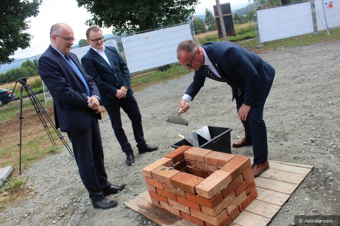 budowa-szkoy-oficjalnie-rozpoczeta-foto-69857