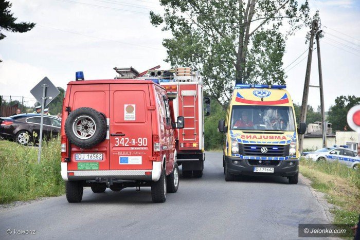 wypadek-w-dziwiszowie-dwoje-dzieci-w-szpitalu-foto-69929