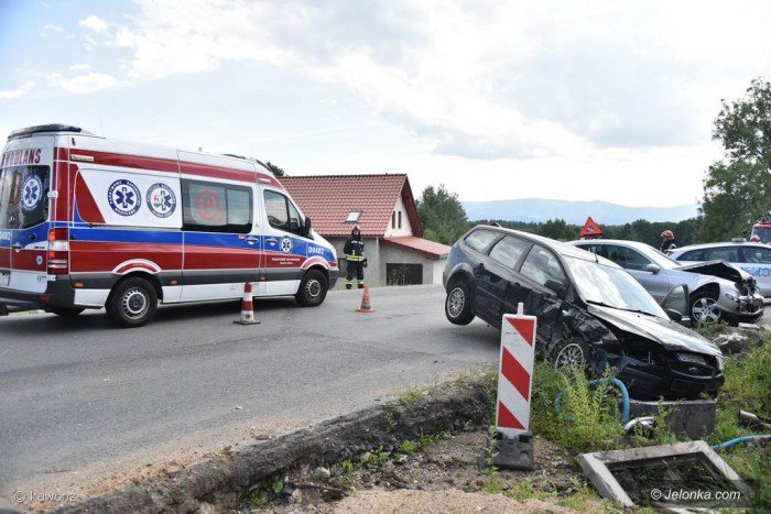 wypadek-w-dziwiszowie-dwoje-dzieci-w-szpitalu-foto-69929