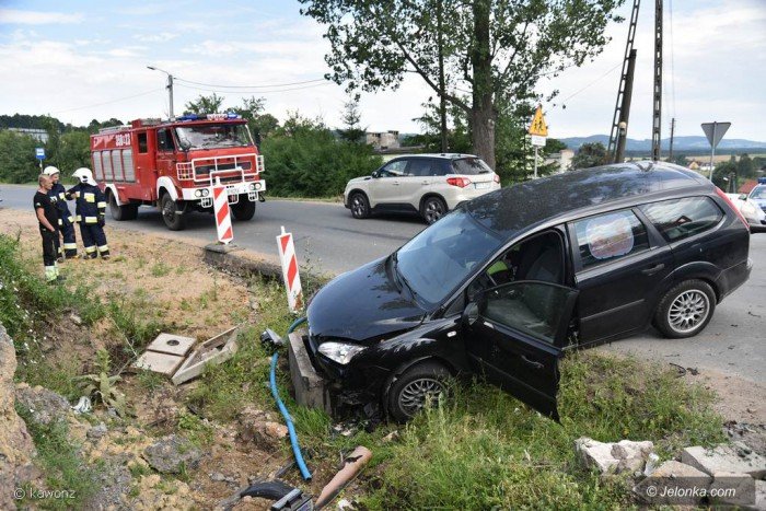 wypadek-w-dziwiszowie-dwoje-dzieci-w-szpitalu-foto-69929