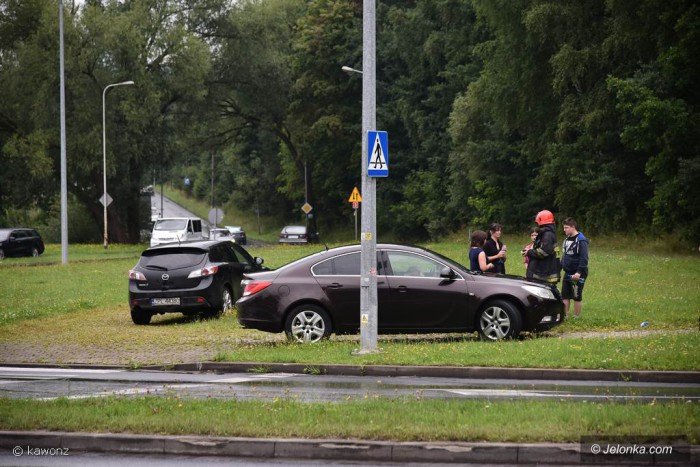 zderzenie-trzech-aut-przed-rondem-majewskiego-foto-69938