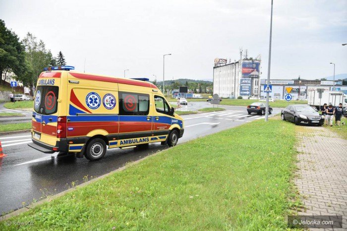 zderzenie-trzech-aut-przed-rondem-majewskiego-foto-69938