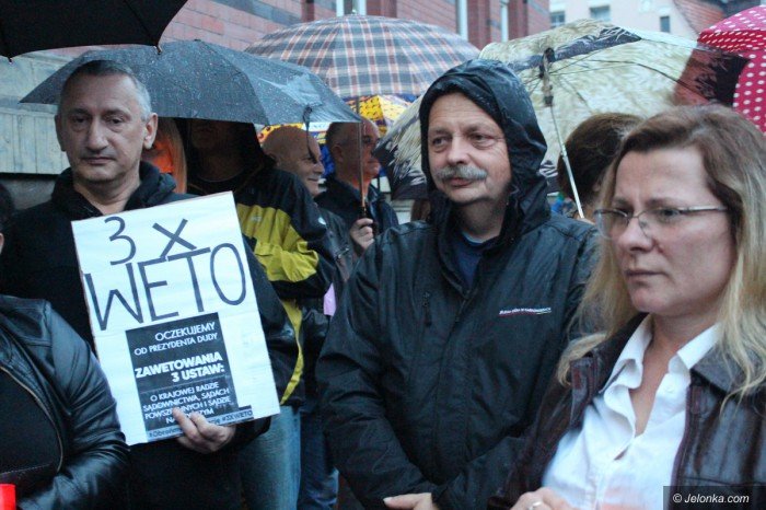 kod-czesciowo-zadowolony-ale-czujny-foto-69956