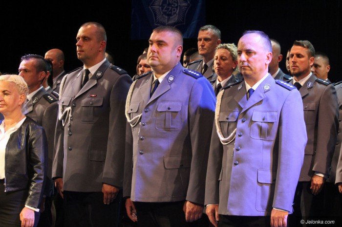 nagrody-i-awanse-dla-policjantow-foto-69975