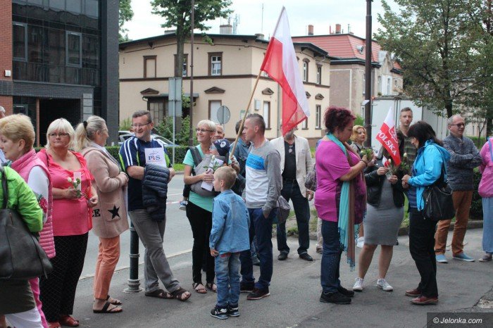 jeleniogorski-kod-zawiesza-protesty-foto-69982