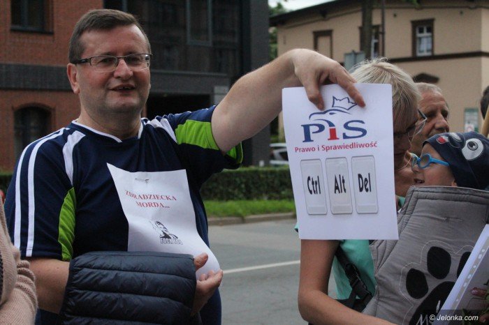 jeleniogorski-kod-zawiesza-protesty-foto-69982