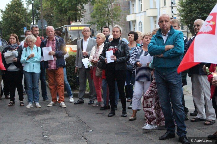 jeleniogorski-kod-zawiesza-protesty-foto-69982