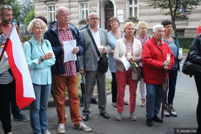 jeleniogorski-kod-zawiesza-protesty-foto-69982