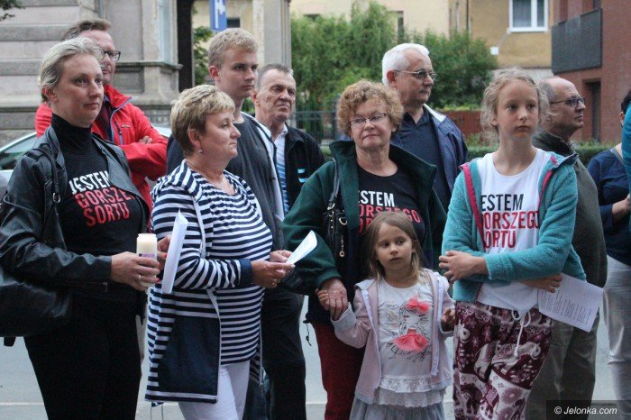 jeleniogorski-kod-zawiesza-protesty-foto-69982