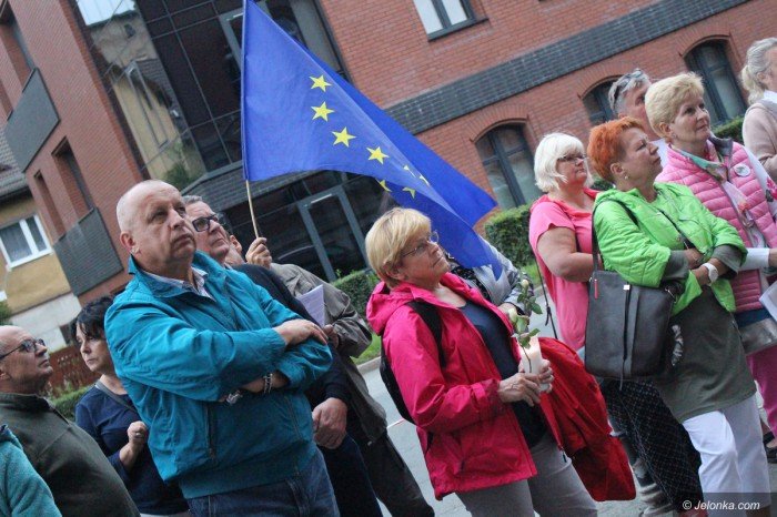 jeleniogorski-kod-zawiesza-protesty-foto-69982