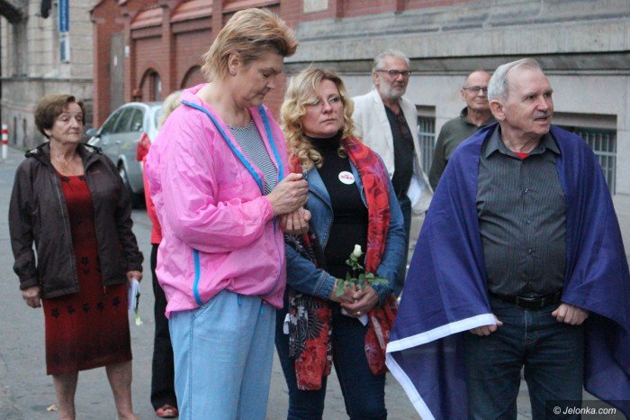jeleniogorski-kod-zawiesza-protesty-foto-69982