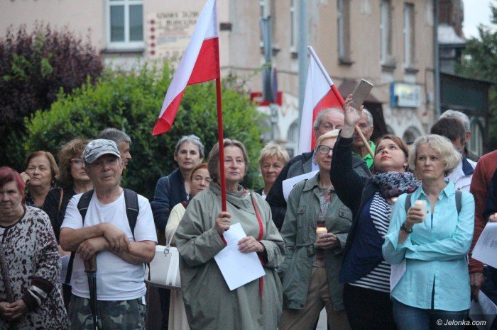 jeleniogorski-kod-zawiesza-protesty-foto-69982