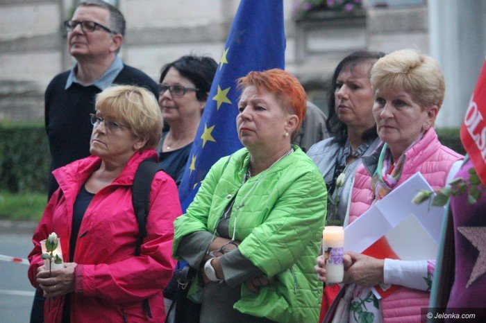 jeleniogorski-kod-zawiesza-protesty-foto-69982