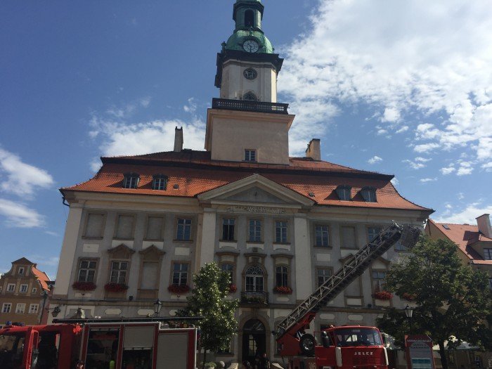 cwiczenia-strazackie-na-placu-ratuszowym-foto-70060
