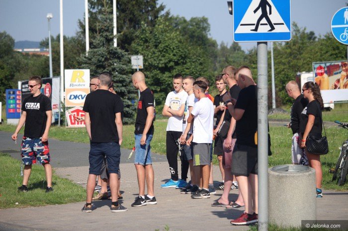 kibice-czesc-i-chwaa-bohaterom-foto-70065