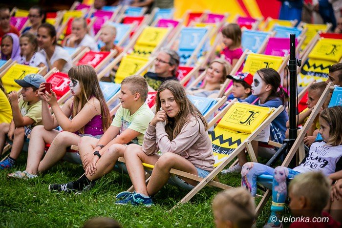 skok-w-blok-w-centrum-miasta-rownie-atrakcyjny-foto-70126