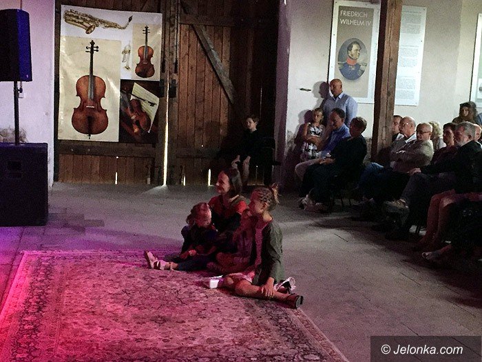 kolorowe-i-ekspresyjne-flamenco-w-bukowcu-foto-70148