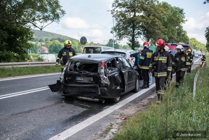 zderzenie-czterech-aut-w-okolicy-mysowa-foto-70259