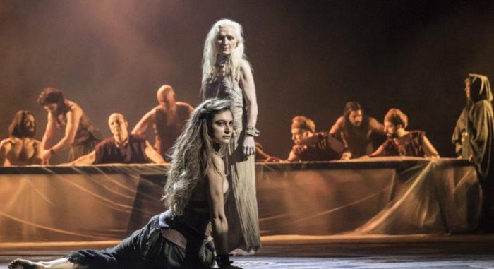 salome-w-cyklu-helios-na-scenie-foto-70313