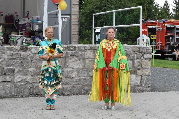 janowicki-festyn-soecki-z-indianami-foto-70355
