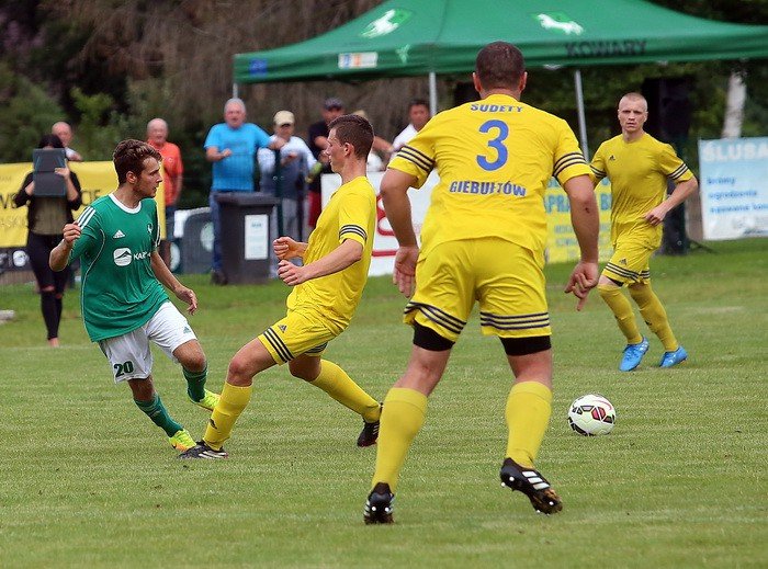 emocjonujacy-mecz-w-kowarach-foto-70359
