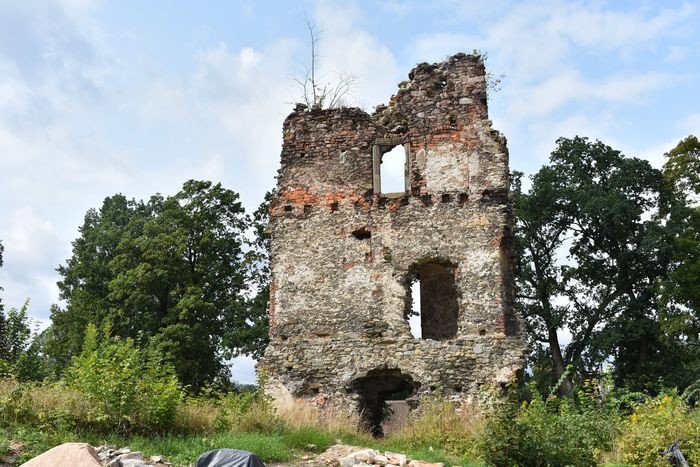 renowacja-przyziemia-zamku-w-starej-kamienicy-foto-70407