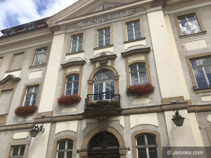 jeleniogorski-ratusz-do-remontu-foto-70422